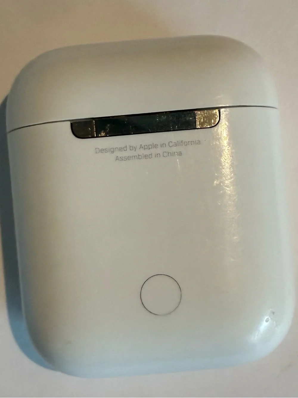 Apple AirPods 1st / 2nd Generation Charging Case (Model A1602) + Lighting Cable
